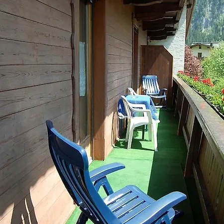 Landhaus Alpenrose Mayrhofen Exterior photo
